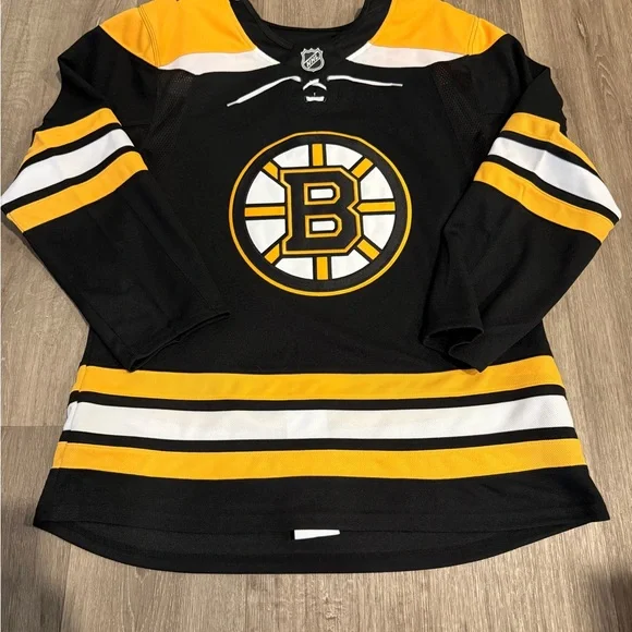 Authentic Boston Bruins Premium Jersey W/Fighting Strap Black NWOT $180